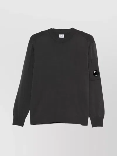 C.P. COMPANY WOOL CREWNECK SWEATER FEATURING LOGO DETAIL