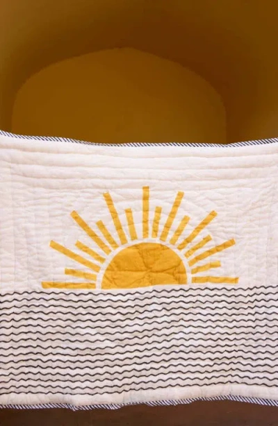 Cqc La Good Morning Baby Quilt In Multi