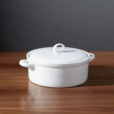 Crate & Barrel Lucerne 1-quart Casserole Dish In White