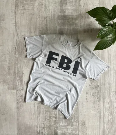Pre-owned Crazy Shirts X Vintage Y2k Fbi Female Body Inspector Crazy Tee In Grey