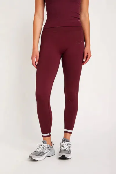 Cream Yoga Elly Seamless Leggings In Cherry Stripes In Burgundy