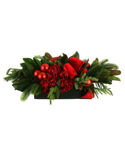 Creative Displays Christmas Centerpiece With Hydrangeas In Green