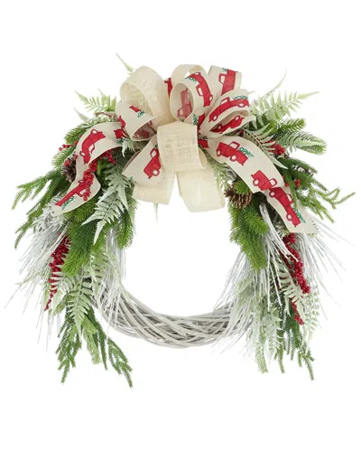 Creative Displays Handcrafted 28in Holiday Wreath With Berries In Green