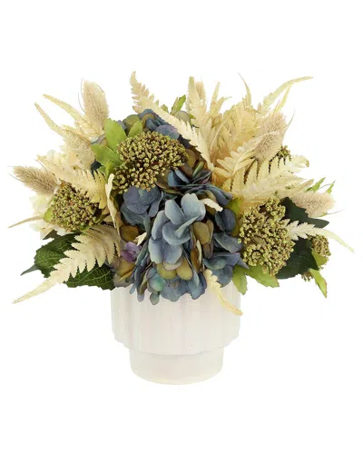 Creative Displays Modern Fall Centerpiece With Blue Hydrangeas & Cream Ferns