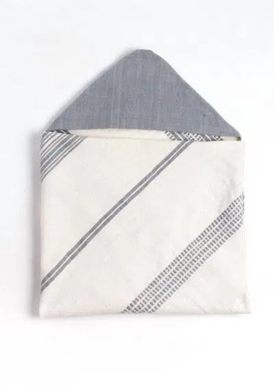 CREATIVE WOMEN HOODED BABY TOWEL IN GRAY BLUE