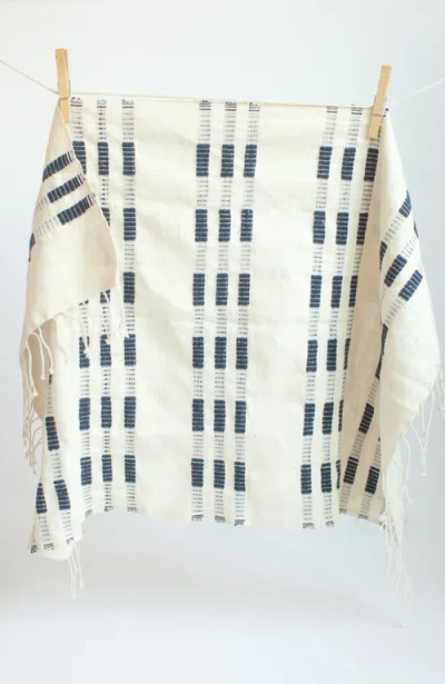 Creative Women Soho Hand Towel In Natural/navy