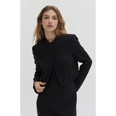 Crescent Collarless High Neck Crop Blazer In Black