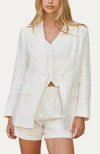 Crescent Zoey Linen Blazer In White In White
