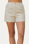 Crescent Gretchen Cuffed Shorts In Oatmeal In Oatmeal