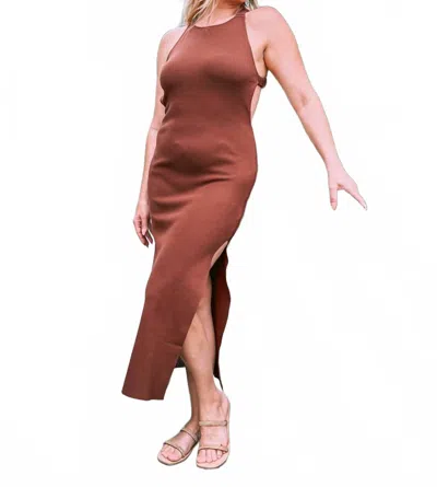 Crescent Form Fitted Criss-cross Back Dress In Cocoa Brown