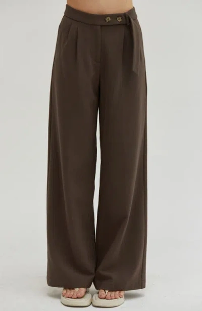 Crescent Gabardine Belted Wide Leg Trousers In Cacao