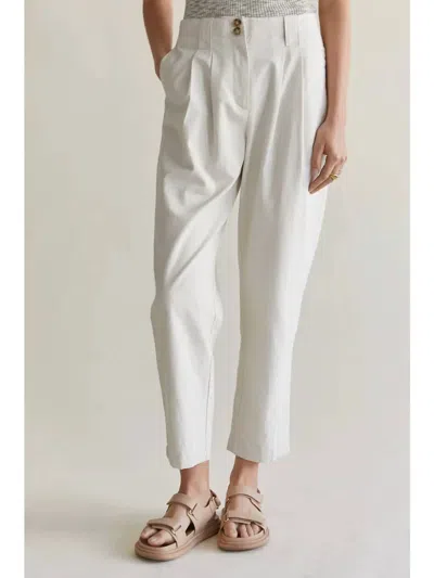 Crescent Marcello Linen Pleated Pant In White