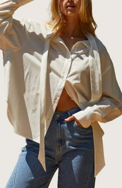 Crescent Neck Tie Button Up Blouse In White