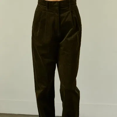 Crescent Pierre Corduroy Trousers In Green