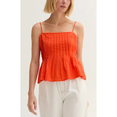 Crescent Pleated Sleeveless Linen Blend Top In Orange