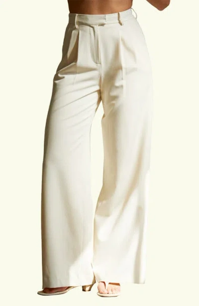 Crescent Pleated Trousers In White