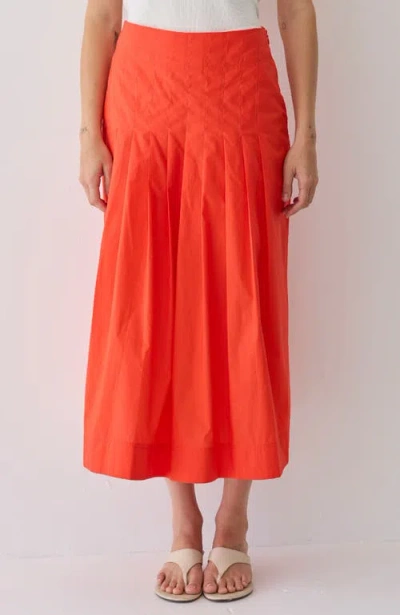Crescent Poplin Box Pleated Midi Skirt In Orange
