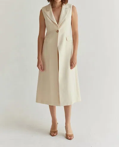 Crescent Sasha Sleeveless Long Blazer In Cream In Neutral