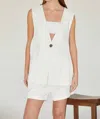 Crescent Tammy Bucket Shorts In White In White