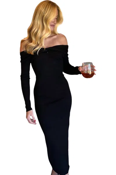 Crescent Winter Nights Midi Dress In Black
