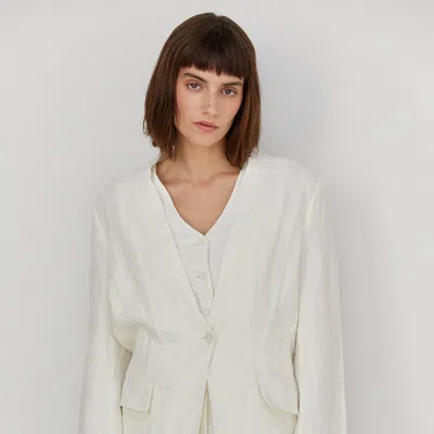 Crescent Zoey Linen Blazer In White