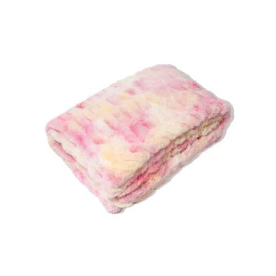 Crickle Daisy Ultra Plush Throw Snuggle Blanket