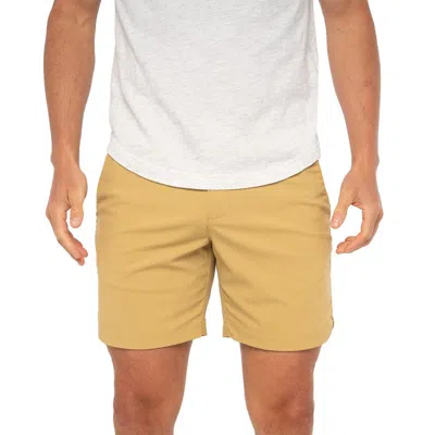 Criquet Court Shorts In Beige In Yellow