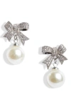 Cristabelle Imitation Pearl Bow Earrings In Sil/white
