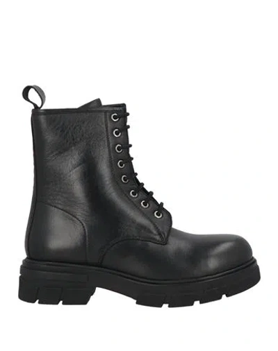 Cristin Woman Ankle Boots Black Size 6 Leather