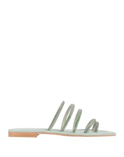 Cristin Woman Thong Sandal Sage Green Size 8 Leather
