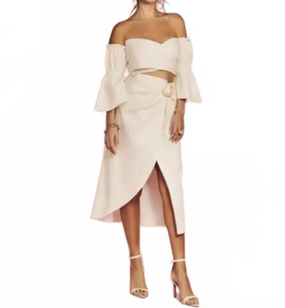 Cristina Sabatini Alaia Off Shoulder Crop Top In Off White In Pink