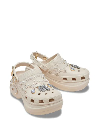 Crocs Bae Pinnacle Clogs In Neutral