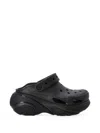 Crocs Bubble Crush Clogs In Schwarz