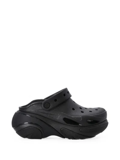 Crocs Bubble Crush Clogs In Schwarz