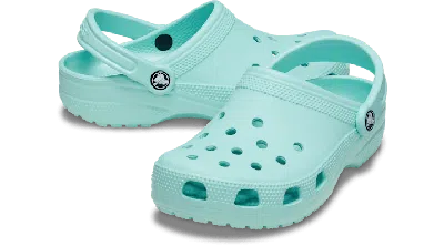 Crocs Classic Clog In Green