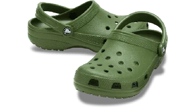 Crocs Classic Clog In Dark Algae
