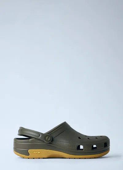 Crocs Classic Exp Clogs In Green