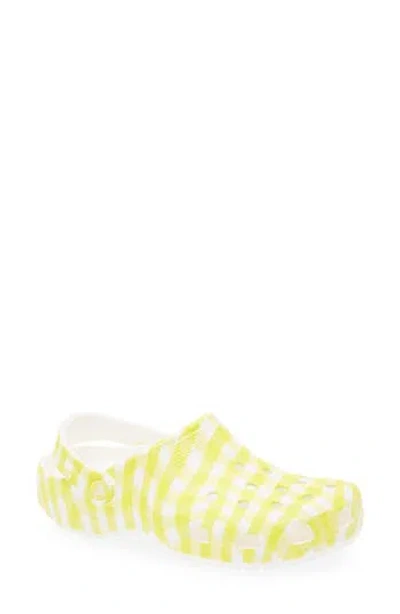 Crocs Classic Gingham Clog In Daylily