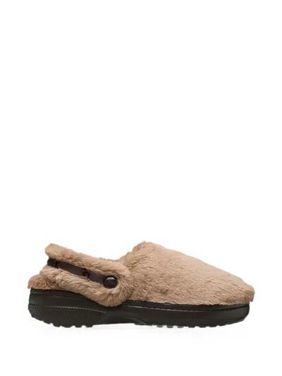 Crocs Classic Unfurgettable Slippers In Neutral