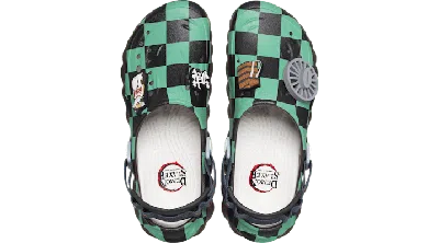 CROCS DEMON SLAYER TANJIRO ECHO CLOG; MOCHA, M13