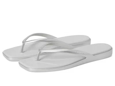 Crocs Flip Flop In Silver
