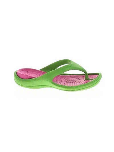 Pre-owned Crocs Flip Flops In Green