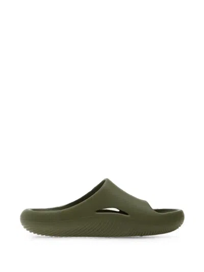 Crocs Unisex Mellow Recovery Slides In Green