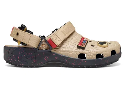 Pre-owned Crocs Men's  Classic Clog Jurassic World Rebirth Sneakers In Tan/black In Multi