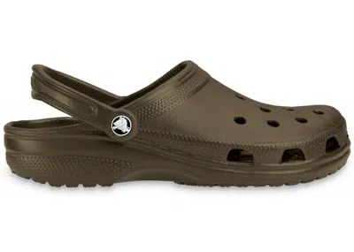 Pre-owned Crocs Men's  Classic Clog Sneakers In Chocolate In Brown
