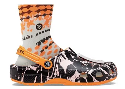 Pre-owned Crocs Men's  Classic Clog Stance B. Thom Floral Quilt Sneakers In Black/pink/orange