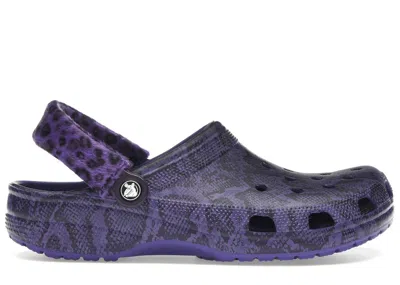 Pre-owned Crocs Men's  Classic Clog Stray Rats Snakeskin Sneakers In Ultraviolet In Purple