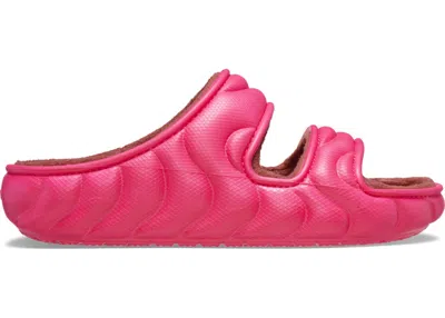 Pre-owned Crocs Men's  Classic Cozzzy Overpuff Sandal Sneakers In Dragon Fruit In Pink