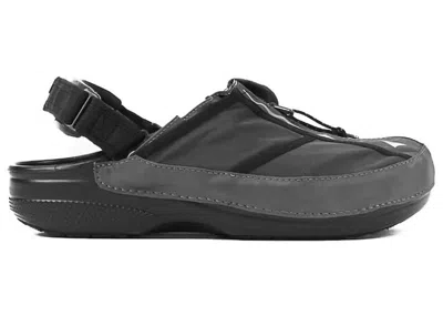 Pre-owned Crocs Men's  Classic Energy Running Vest Clog Sneakers In Black