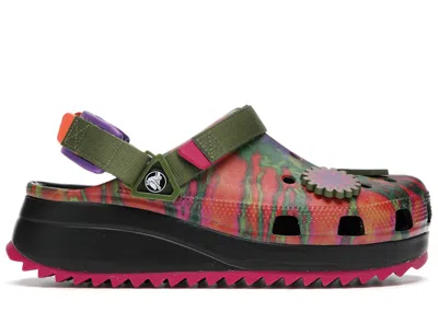 Pre-owned Crocs Men's  Classic Hiker Peace Out Sneakers In Green/tie Dye In Multi
